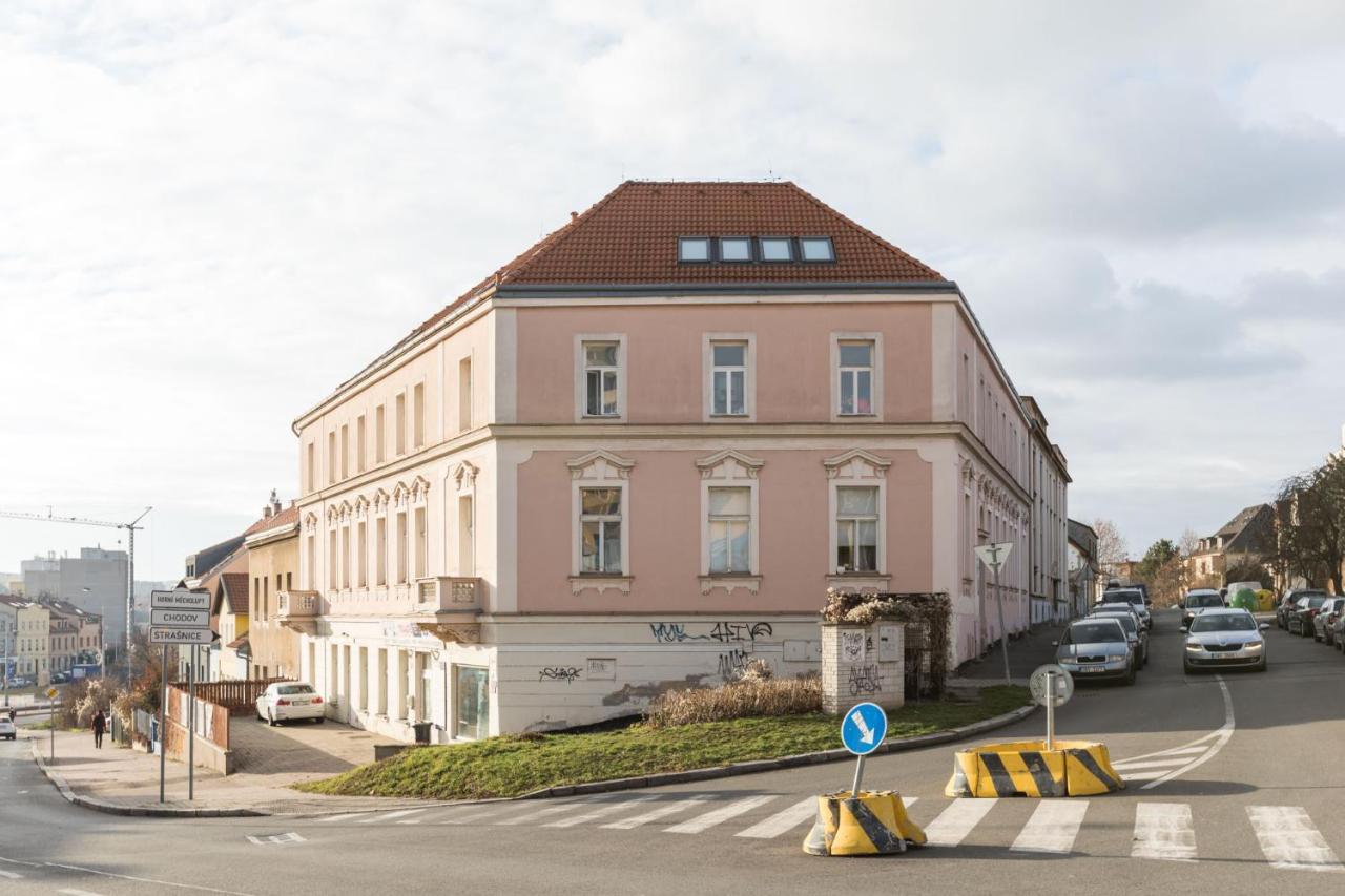 Sunshine Apartment Near The City Center Praag Buitenkant foto
