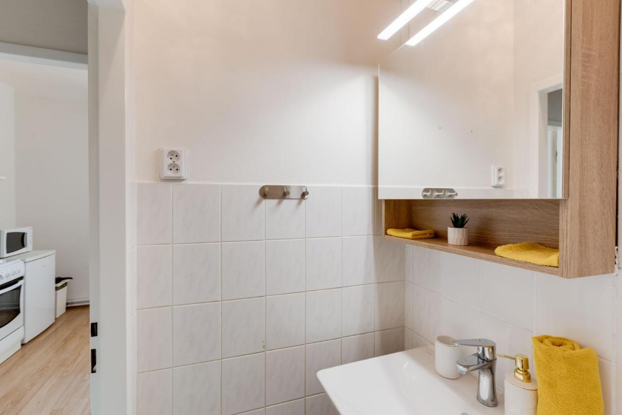 Sunshine Apartment Near The City Center Praag Buitenkant foto